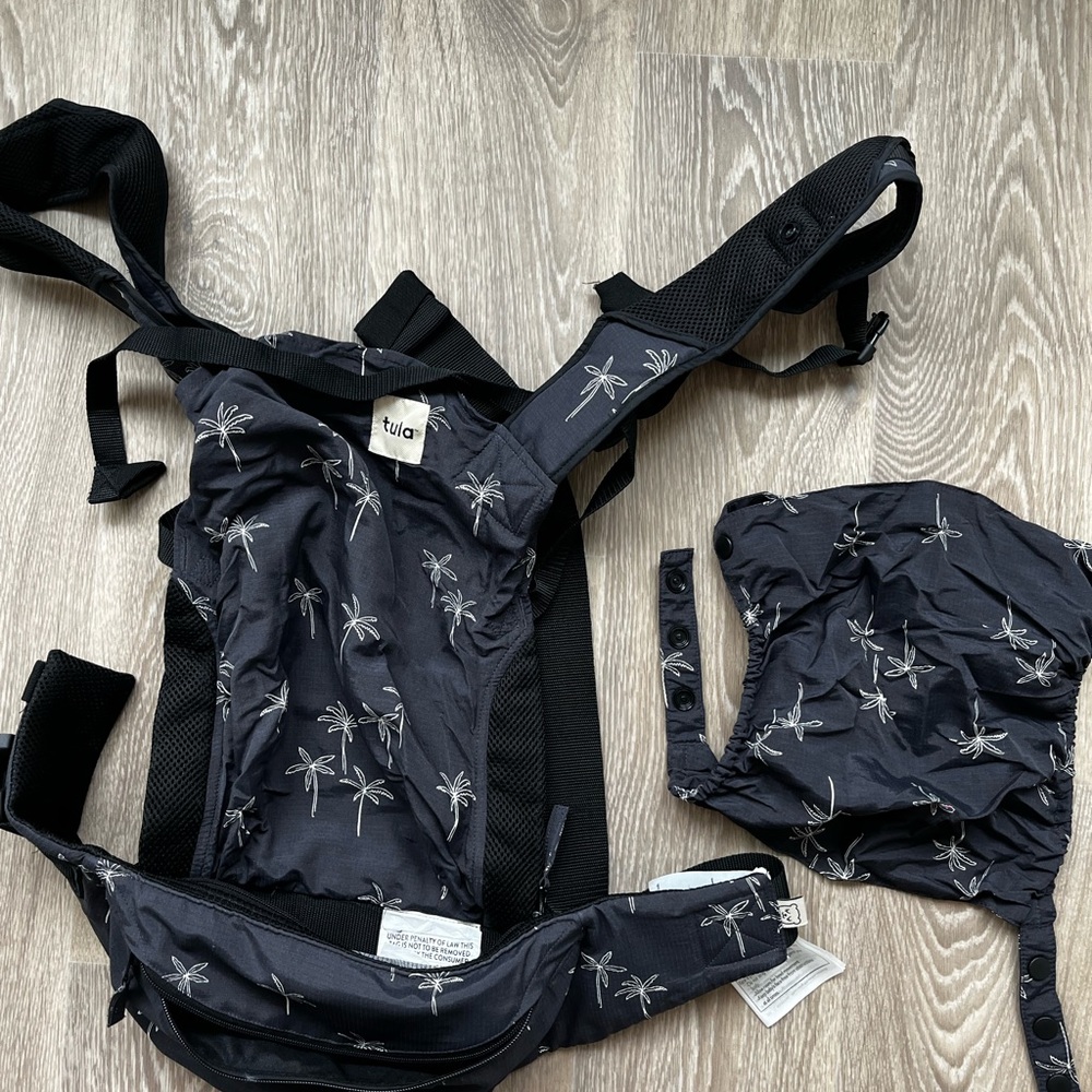 Tula Lite Carrier with Palm Tree Design